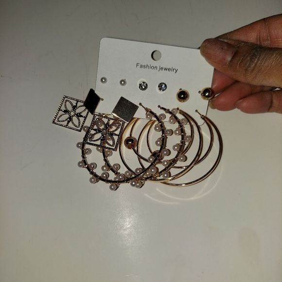 6 Pairs Fashion Pearl Decor Earrings Set - Picture 3 of 6